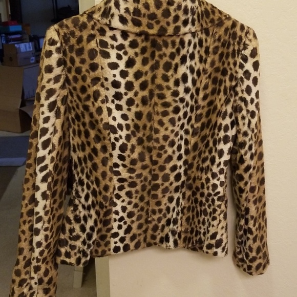Gorgeous, vintage Peggy Jennings leopard jacket- silk lined! - Picture 2 of 5